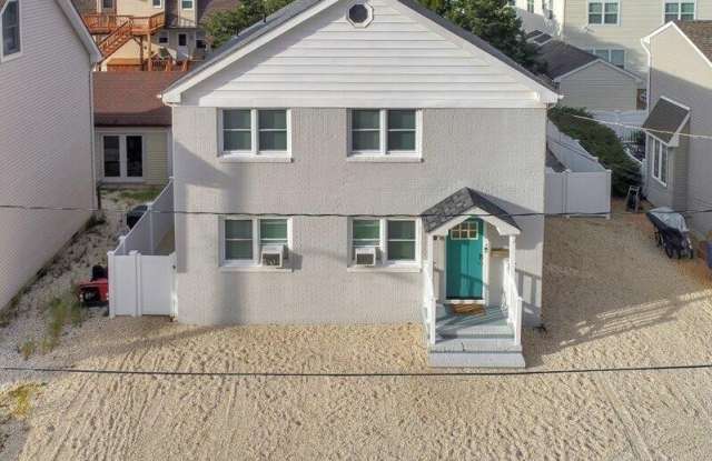 139 Trenton Avenue