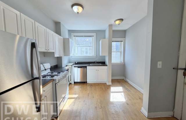 327 Kedzie St