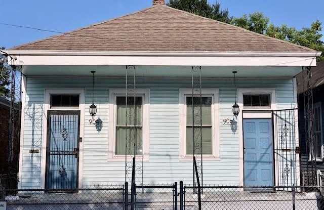 904 PACIFIC Avenue