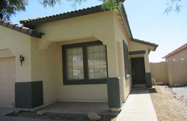 Nice 4 Bedroom Home in San Tan Valley!