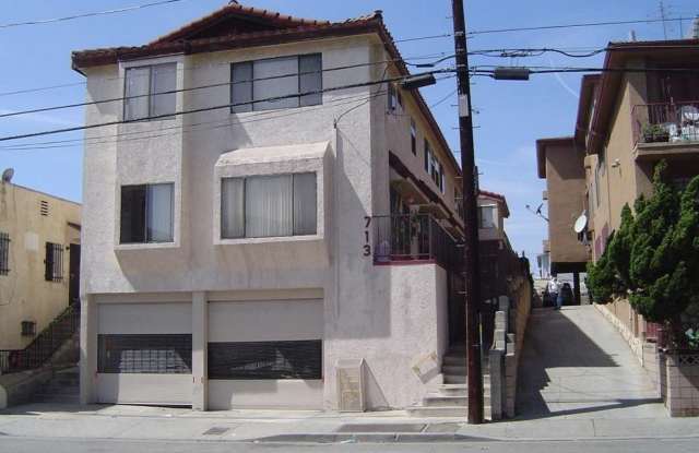 Photo of 713 N Grand