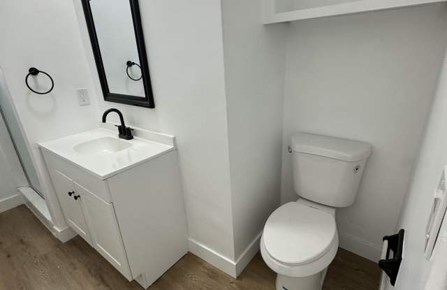 2511 Voorhees Avenue