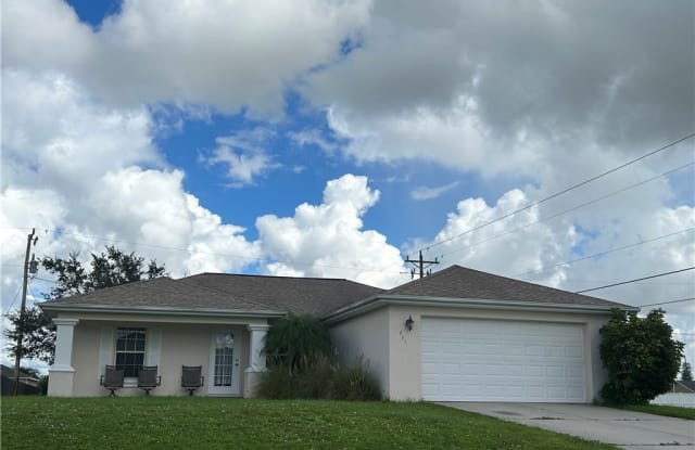 401 NW 3rd Lane - 401 Northwest 3rd Lane, Cape Coral, FL 33993