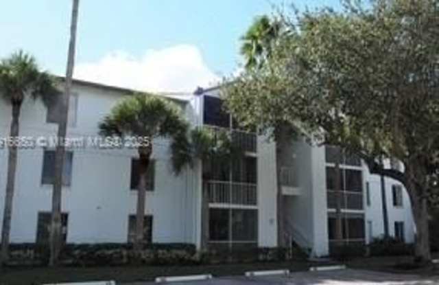 2508 SE Anchorage Cv