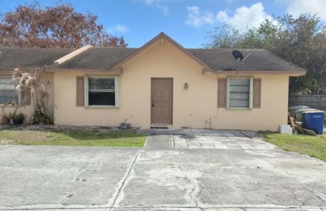 3304 Oleander Avenue