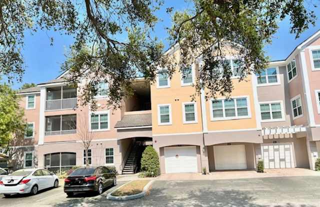Photo of MOVE IN NOW!Fabulous 2X2 on 3rd floor(no tenants above)! NEW CARPET  FRESH PAINT! Water included! Beautiful Stainless steel appliance!!!