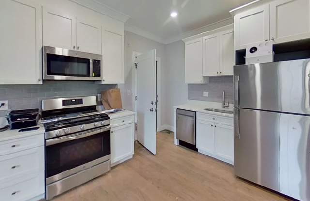 Photo of Beautiful Updated 2 bed 1 bath in Roxbury
