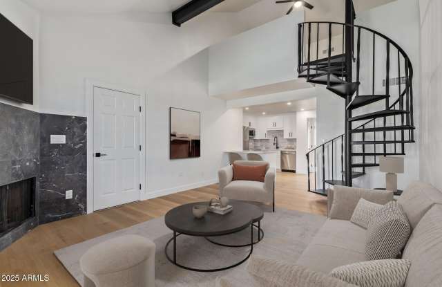 Photo of 4901 S CALLE LOS CERROS Drive unit: 202