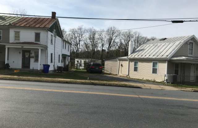 Photo of 804 E SOUTH Street