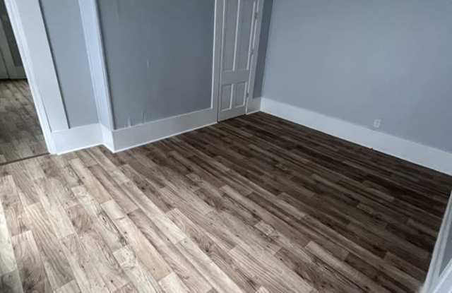 1113 West Delaware Street