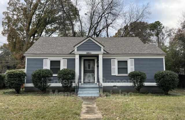 801 Bowen Circle