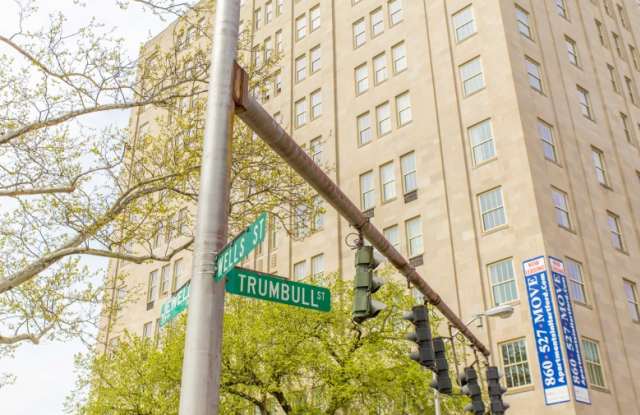 Photo of 55 On The Park