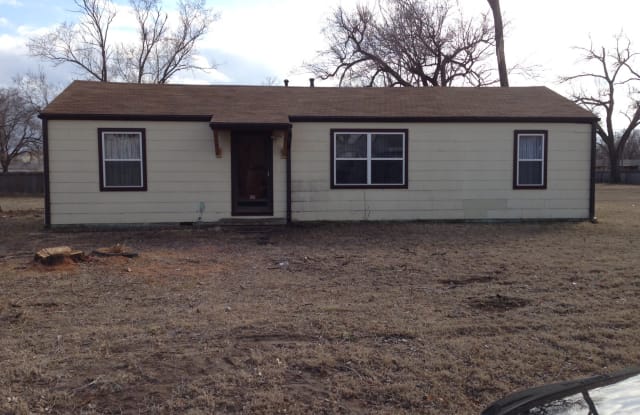 151 E 44th St S - 151 East 44th Street South, Wichita, KS 67216