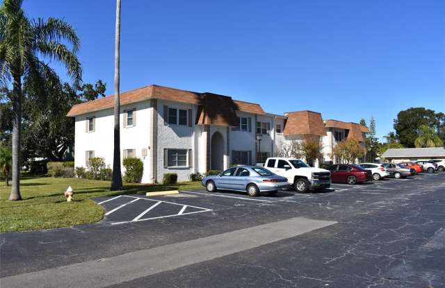 233 S MCMULLEN BOOTH ROAD