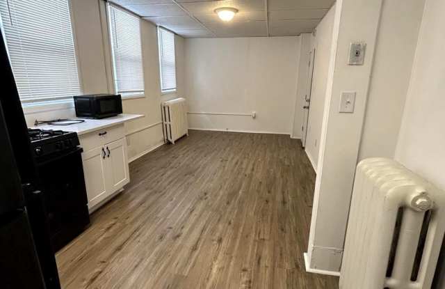 435 RADCLIFFE Street unit: 13