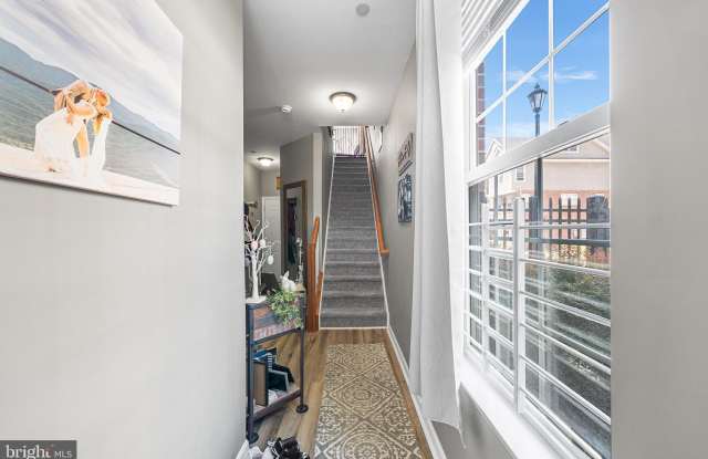 3130 W MASTER STREET