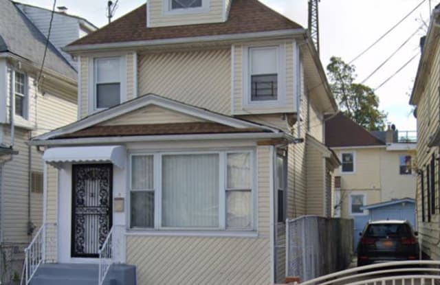 173-18 93rd Ave House - 173-18 93rd Avenue, Queens, NY 11433