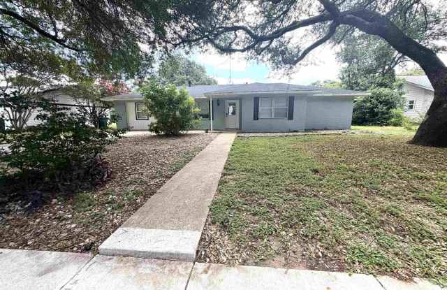 1519 Northwood Drive