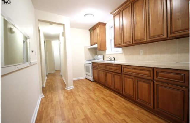 2102 Jerome Street - 2102 Jerome Ave, Brooklyn, NY 11235