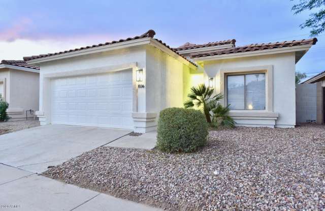 Photo of 1036 E SUSAN Lane