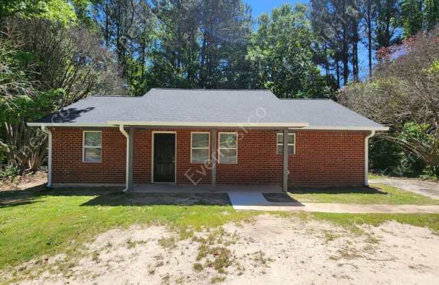 725 W Creek Cir