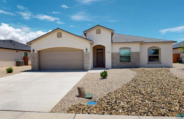 Photo of 5109 W Grey Ghost Road