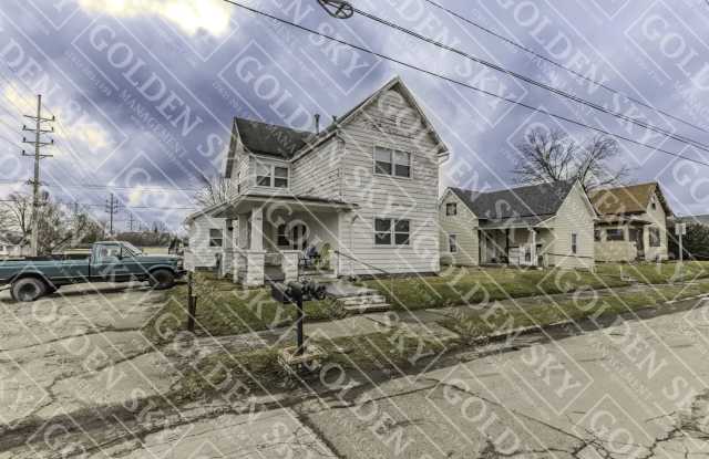 1705 West 9th Street #2