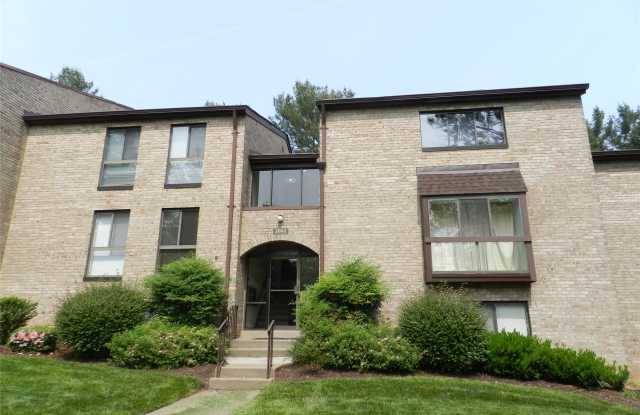 2062 Royal Fern Ct.