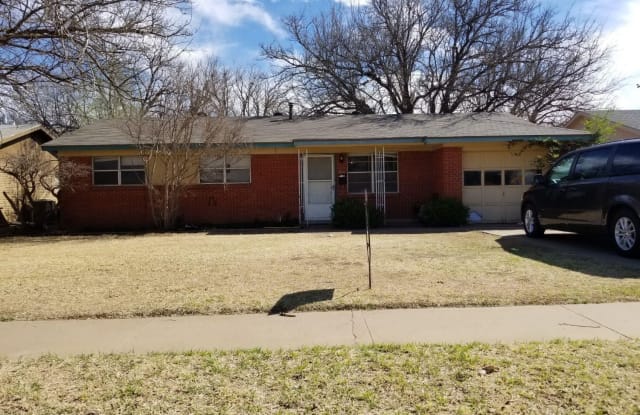 5509 16th Place - 5509 16th Place, Lubbock, TX 79416