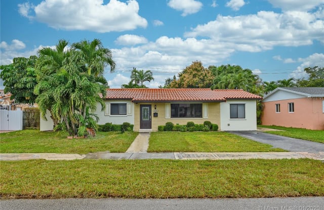 2600 SW 92nd Pl - 2600 Southwest 92nd Place, Westchester, FL 33165