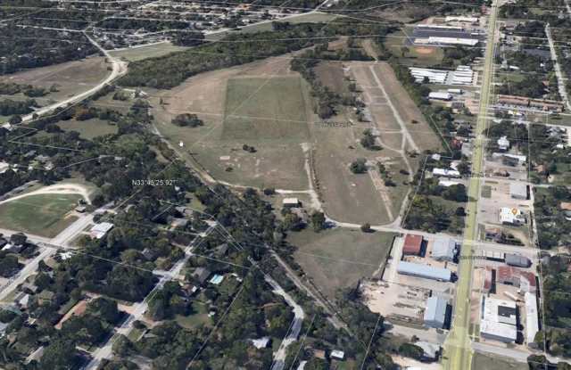 Photo of 1700 W Morton Street