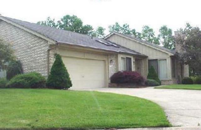 17742 W Kirkwood - 17742 Kirkwood Drive, Macomb County, MI 48038