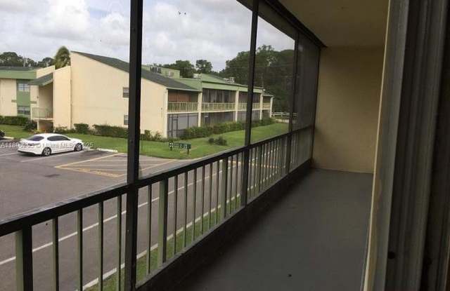 Photo of 4109 NW 88th Ave