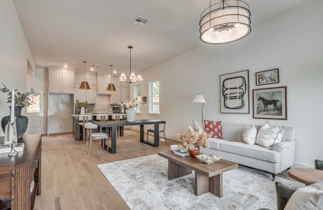 16 North Walnut Street