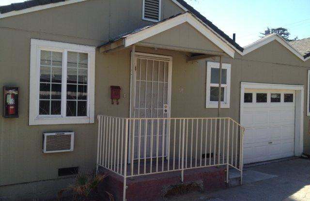 One Bedroom Unit In 4 Plex Ready To Go!!!