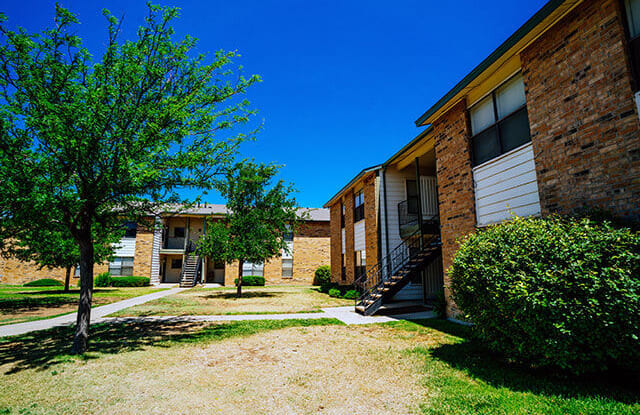 Cross Timbers at Grand Street