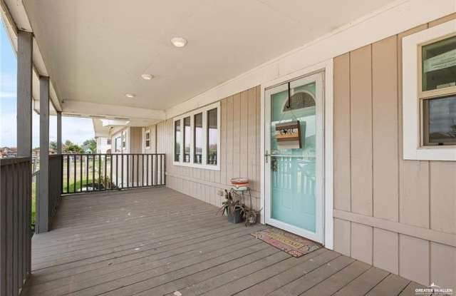 7800 Estrella Street