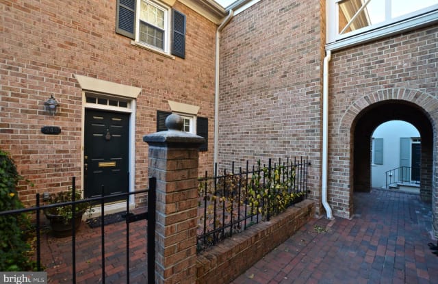 947 N PITT STREET - 947 North Pitt Street, Alexandria, VA 22314