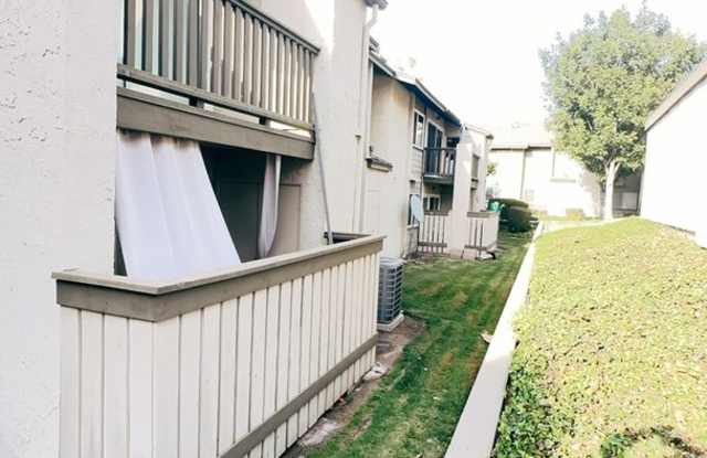 PRICE LOWERED! Diamond Bar 2 Bedroom Condo