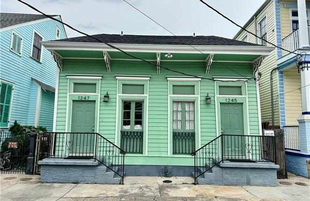 Photo of 1245 KERLEREC Street