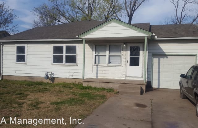 1813 SW Oak Ave - 1813 Southwest Oak Avenue, Bartlesville, OK 74003