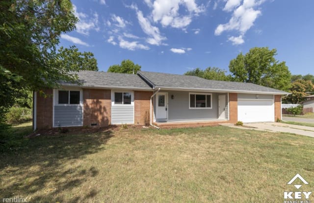 2747 N Pershing St - 2747 North Pershing Street, Wichita, KS 67220