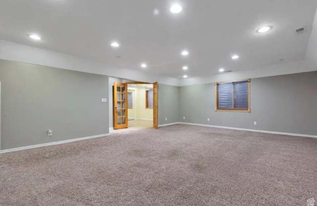 Photo of 6986 Jordan Close Circle