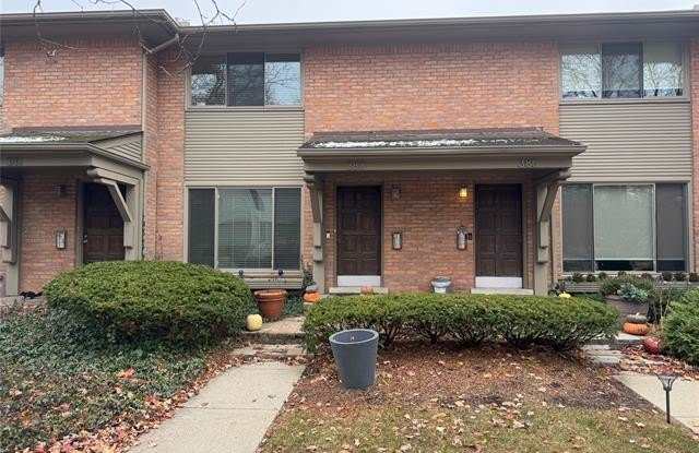 Photo of 383 W Brown Street