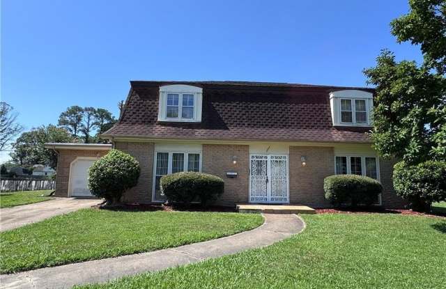 Photo of 500 Carters Grove Court