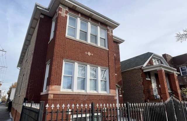 Photo of 5115 S California Avenue