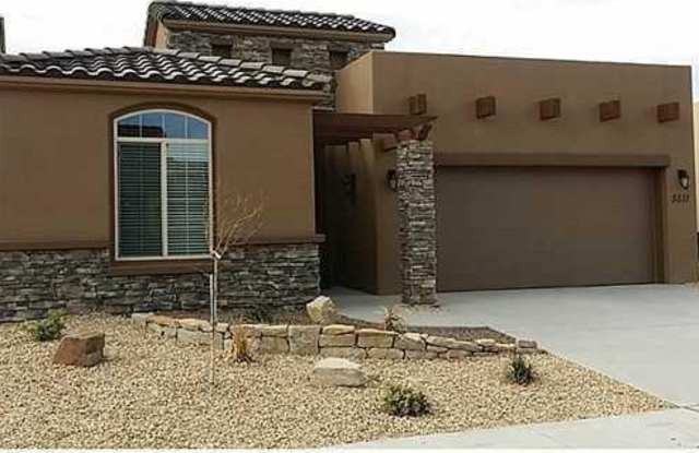 5511 GROVE Drive