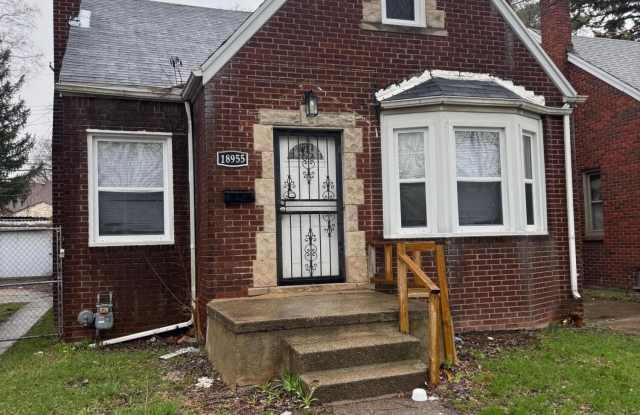 18955 Hamburg Street