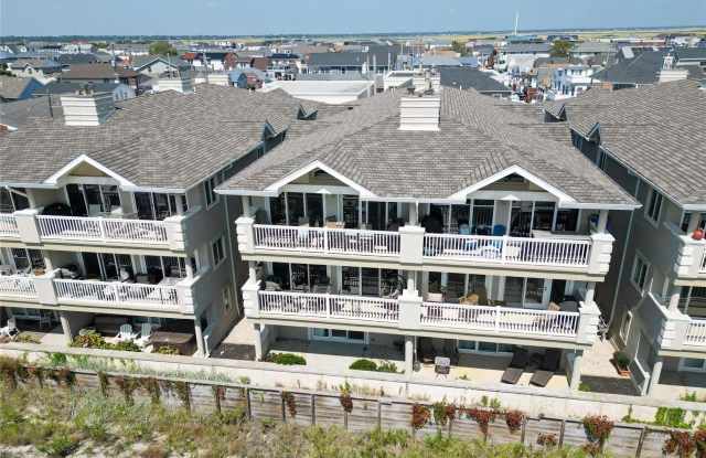1051 Oceanfront