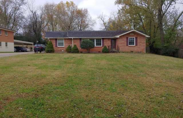 131 McBratney - 131 Mcbratney Drive, Hendersonville, TN 37075